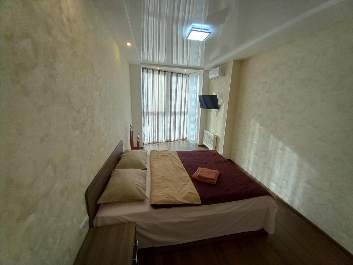Smart Apartments Drahomanova 2А Kiev Eksteriør bilde