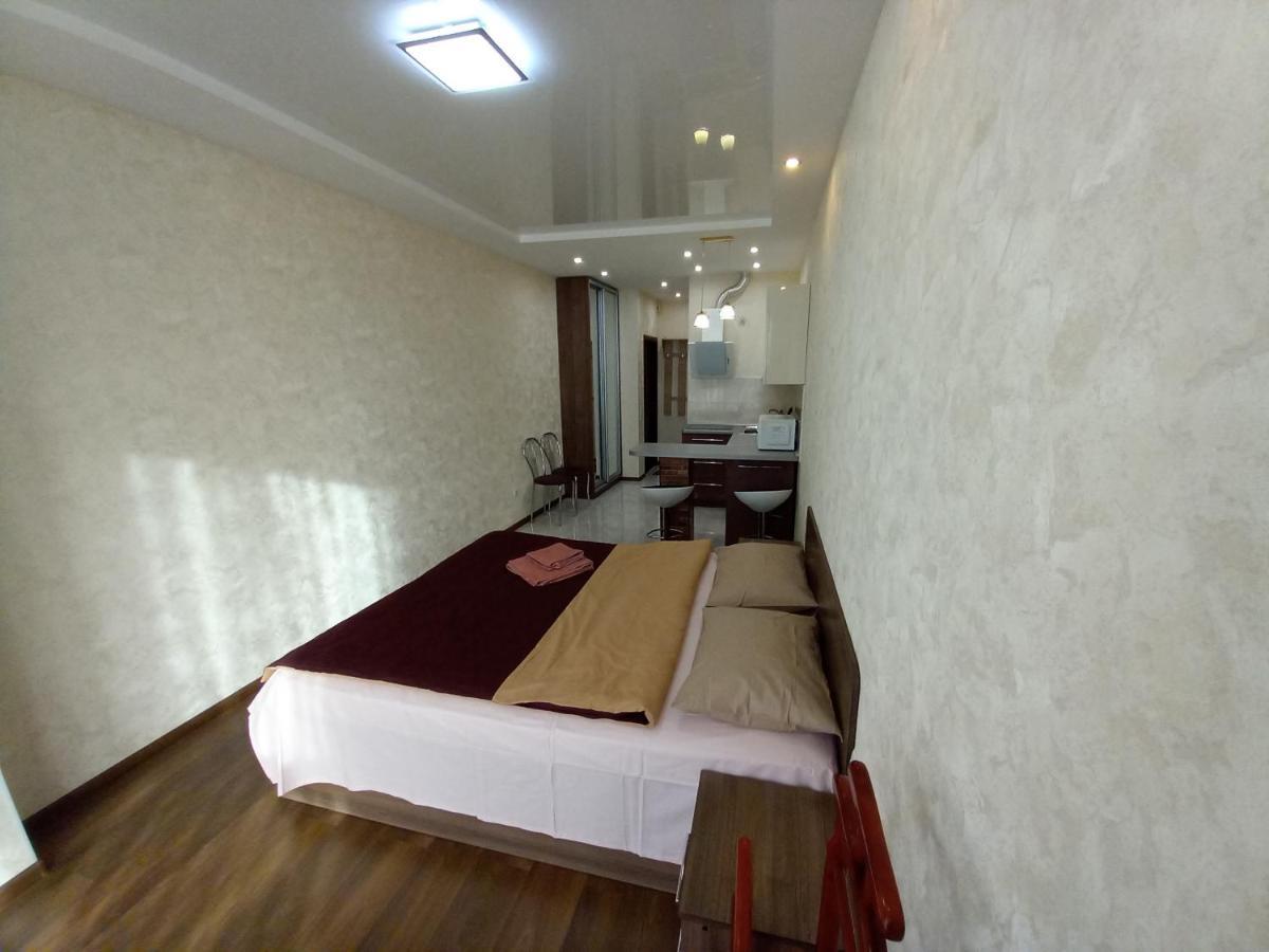 Smart Apartments Drahomanova 2А Kiev Eksteriør bilde